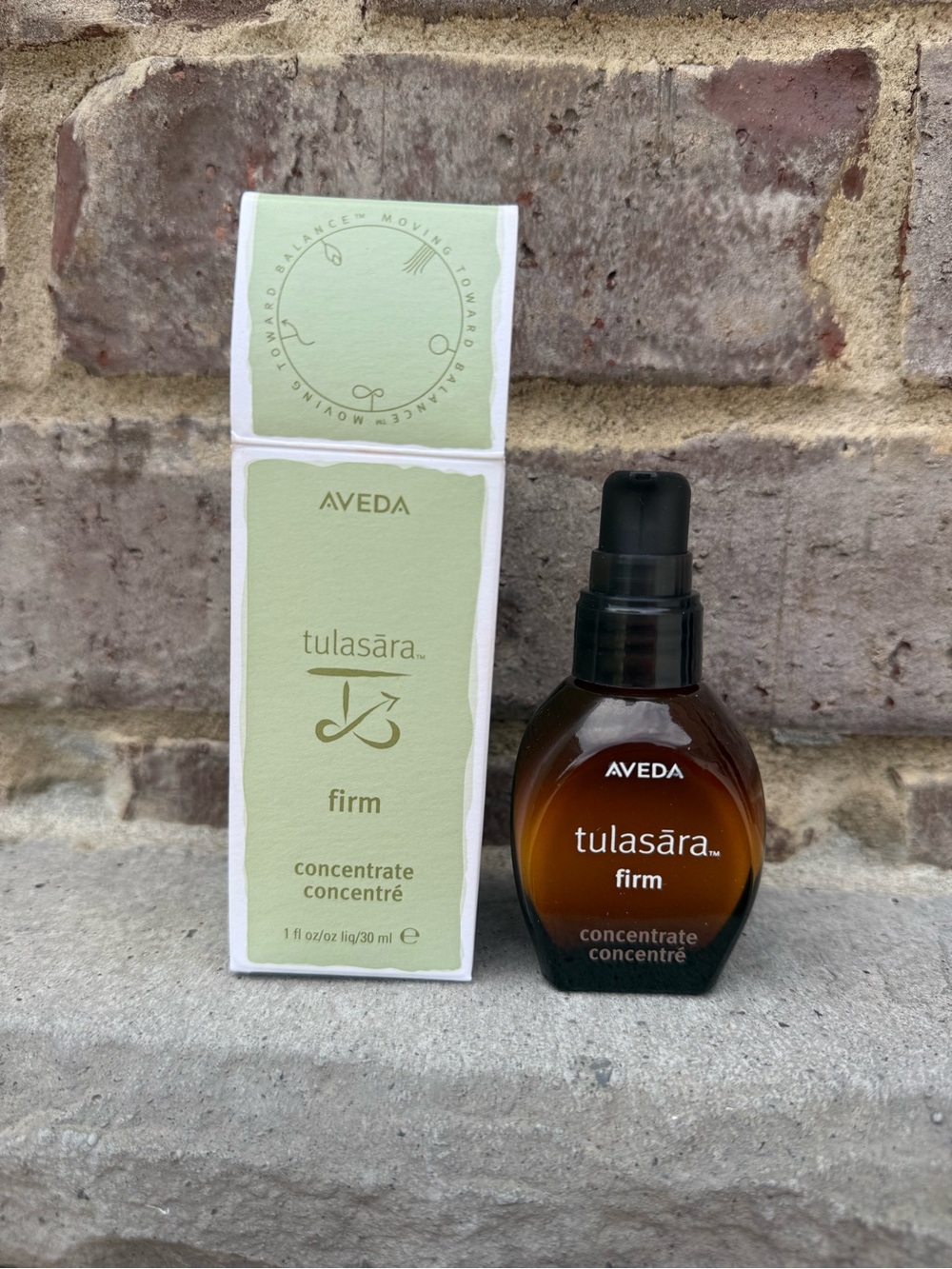 AVEDA tulasāra Firm Concentrate Serum in Amber and Pale Green Packaging